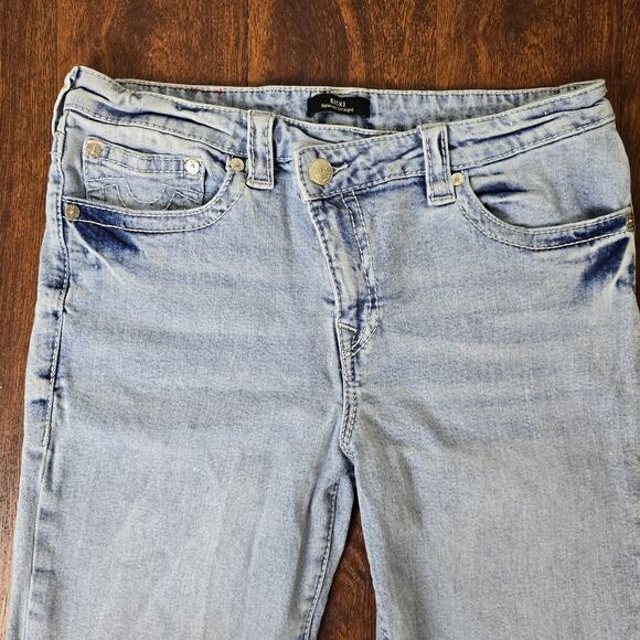 True Religion Ricki Relaxed Straight Leg Crossover Waistband Light Wash Jeans - Picture 6 of 11